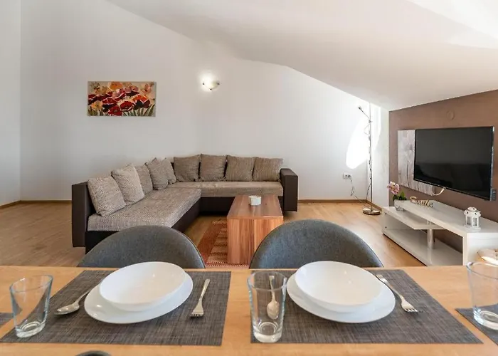 Апартаменты Mirela Петрчане