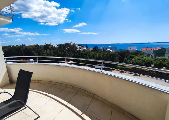 Mirela * Петрчане