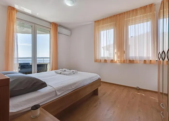 Mirela Apartamento *